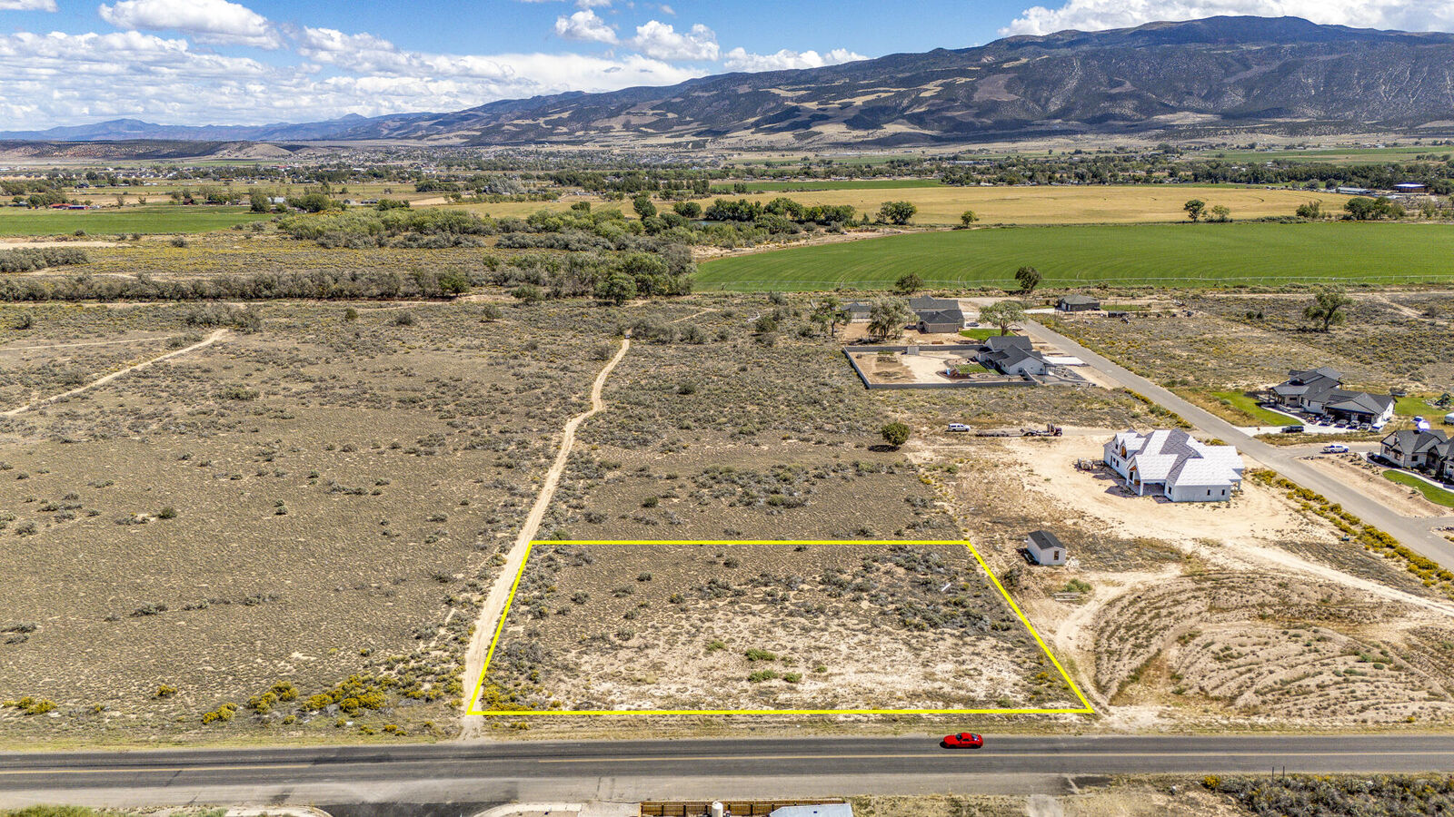 Property Photo: 2276 W 4125 N UT 84721