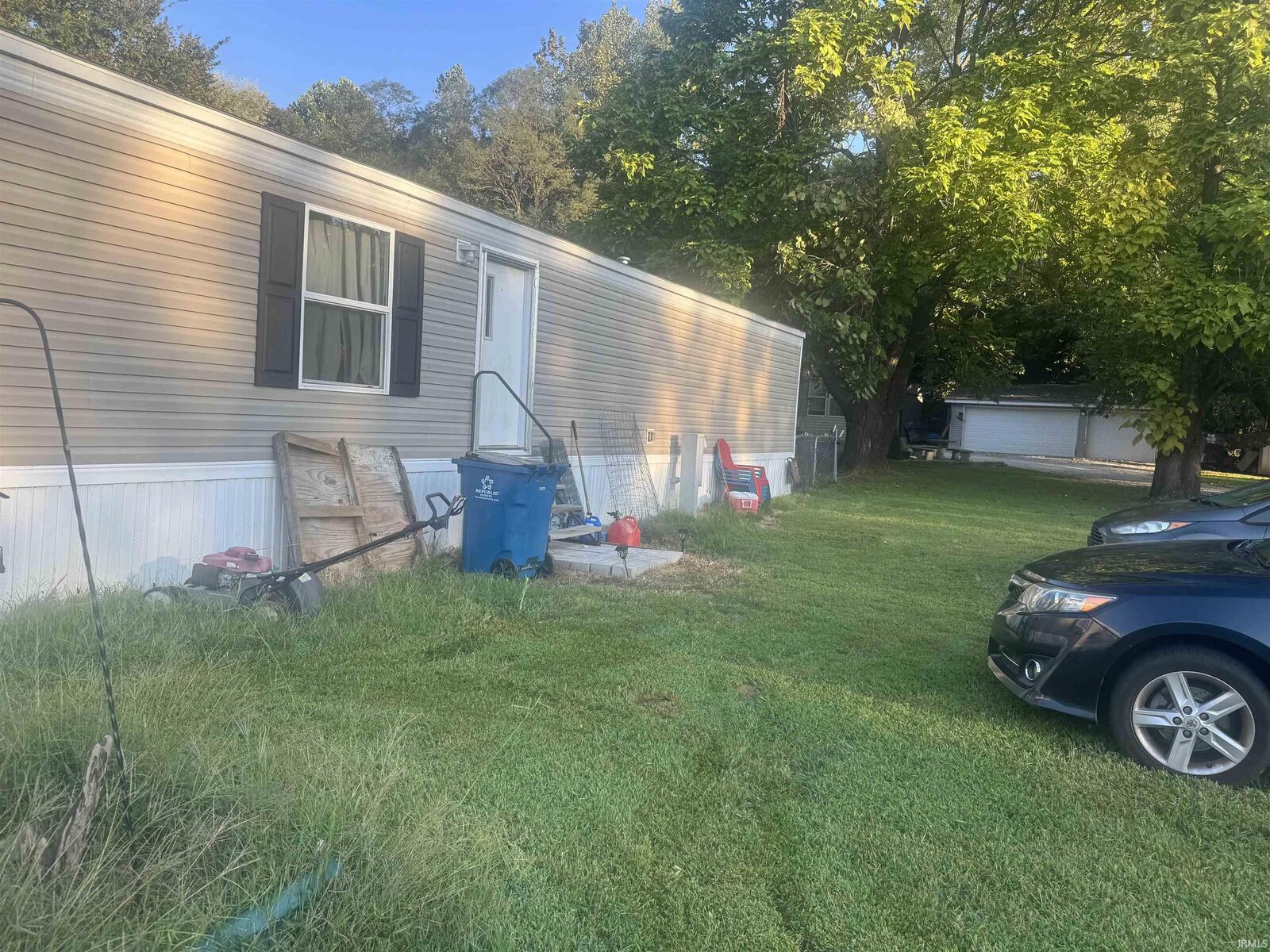 Property Photo:  76 E Grissom Avenue  IN 47635 
