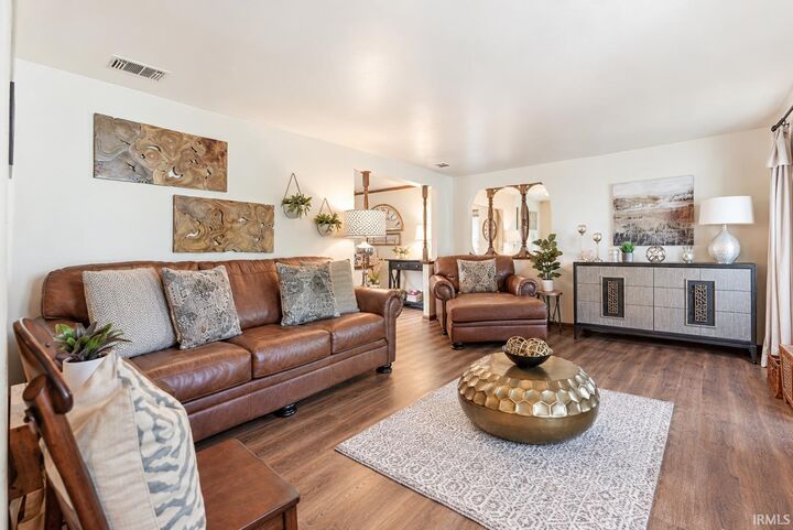 Property Photo: 3330 Bristers Spring Run IN 46815