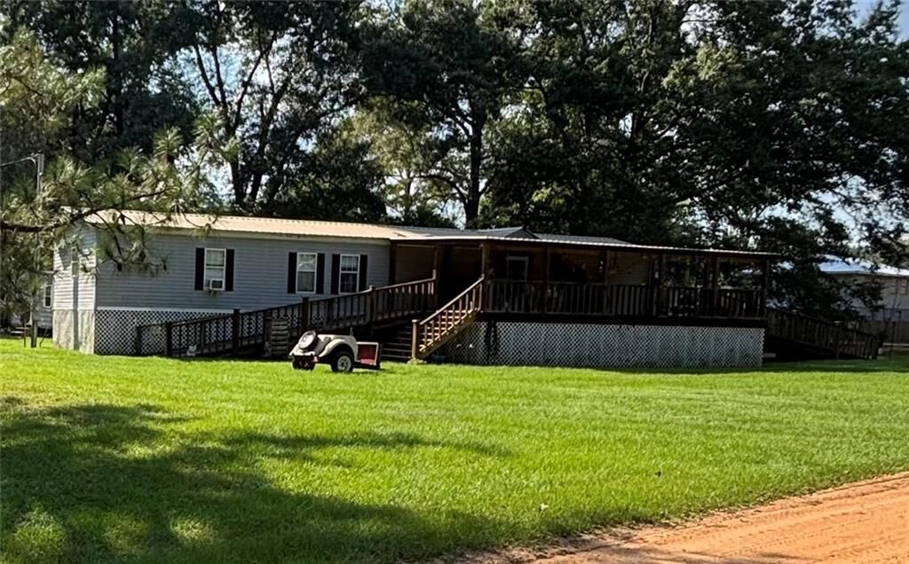 Property Photo: 64 Wateroak Road AL 36480