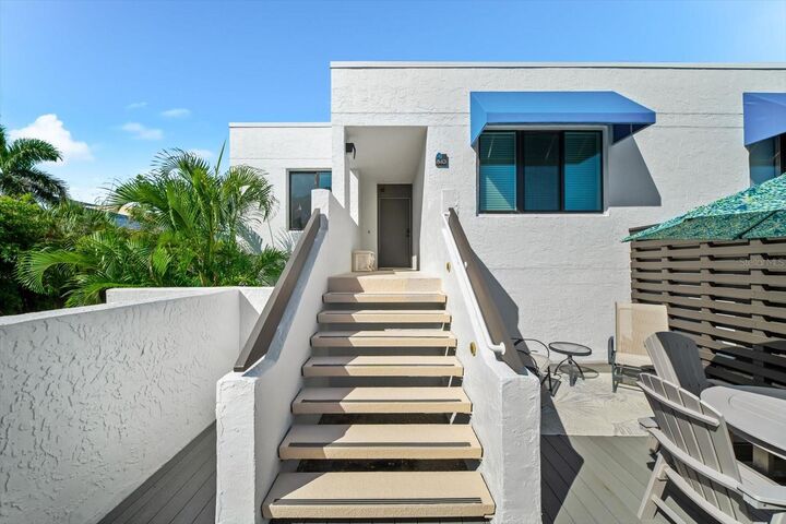 Property Photo:  843 Bayport Way 843  FL 34228 
