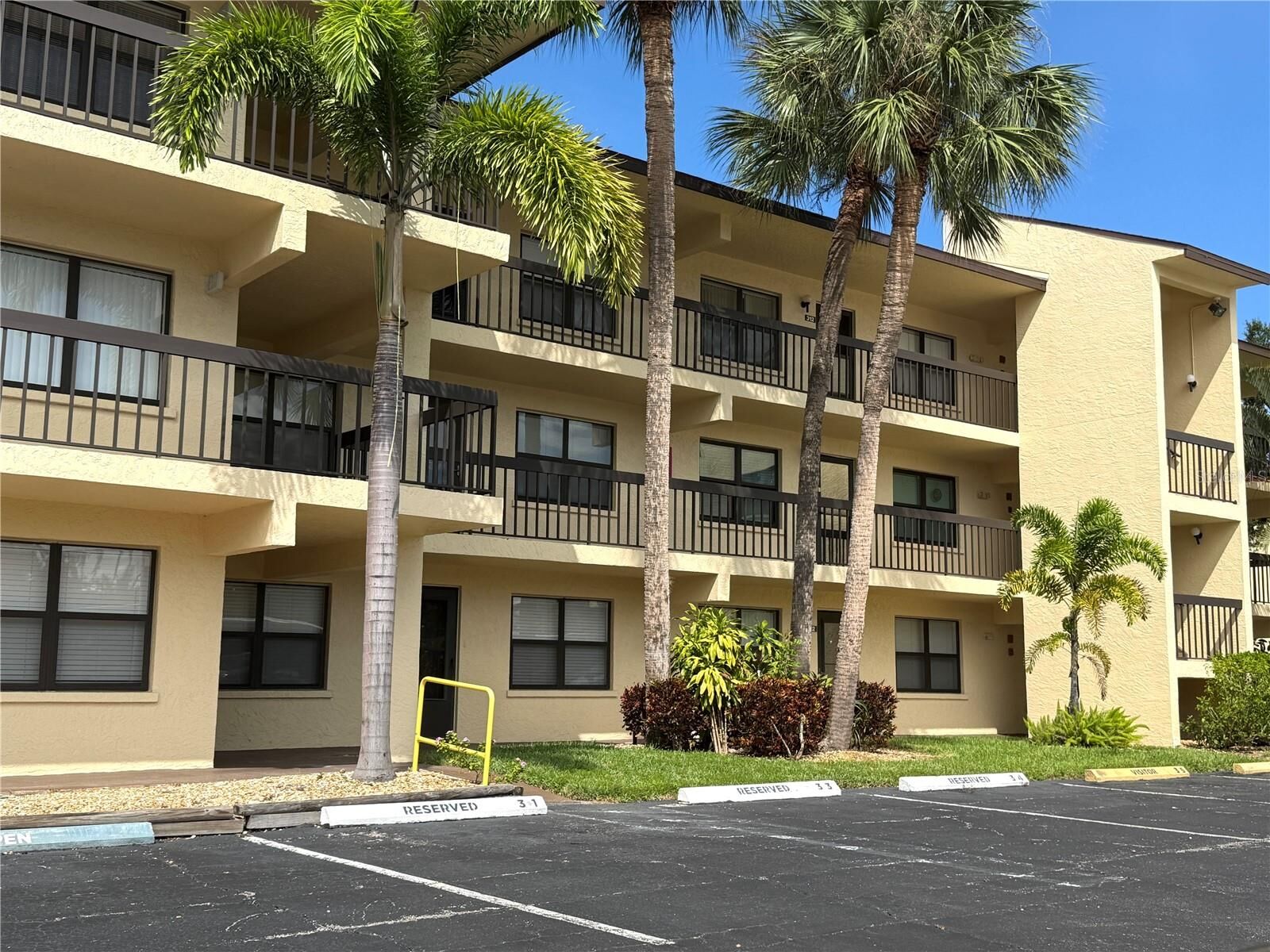 Property Photo:  305 30th Avenue W A312  FL 34205 