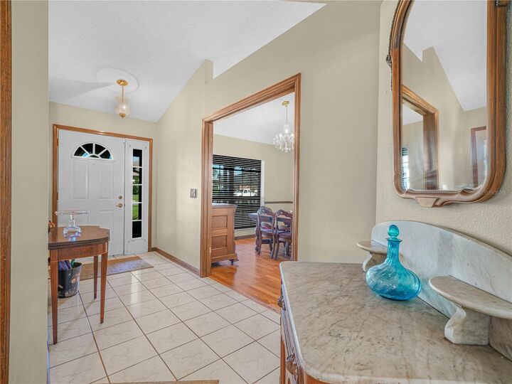 Property Photo:  5657 Bloomfield Boulevard  FL 33810 