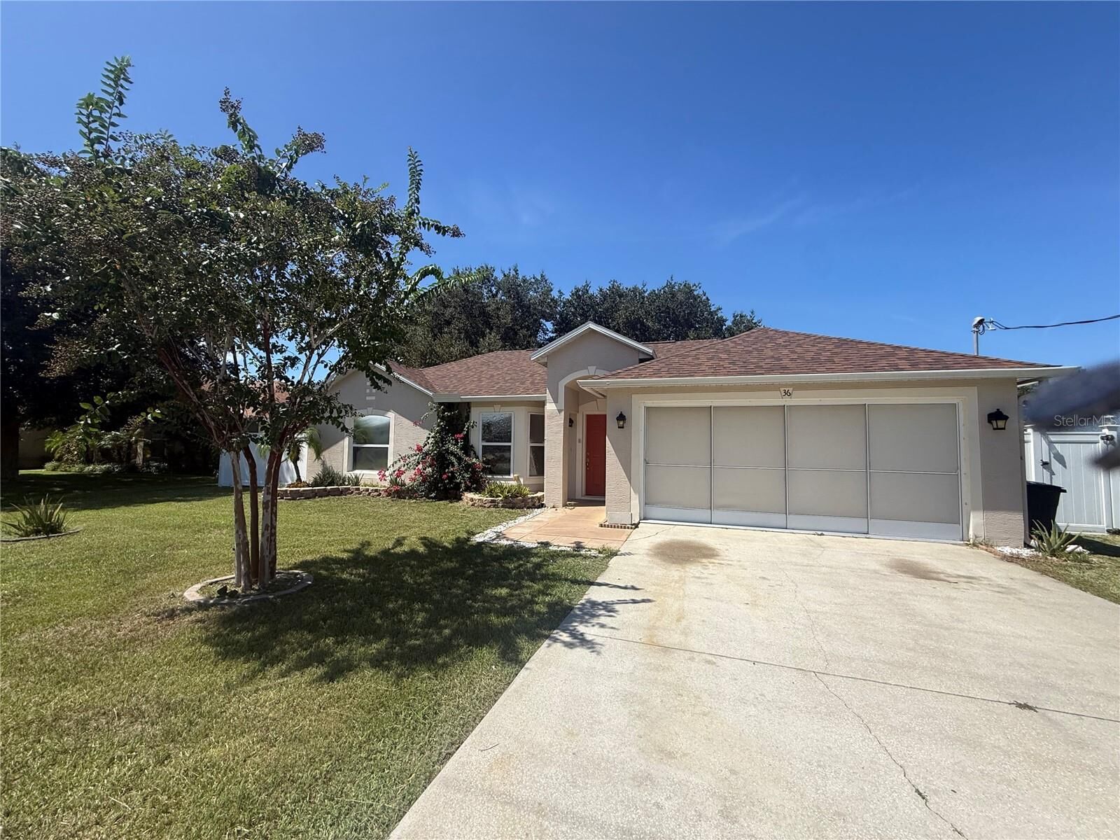 Property Photo:  36 Firethorn Lane  FL 32137 
