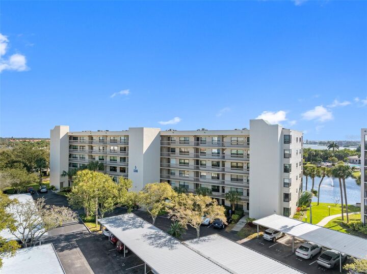 Property Photo:  1316 Pasadena Avenue S 303  FL 33707 