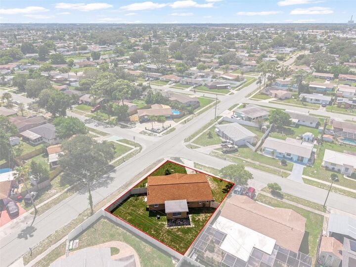 Property Photo:  5253 Forest Hills Drive  FL 34690 