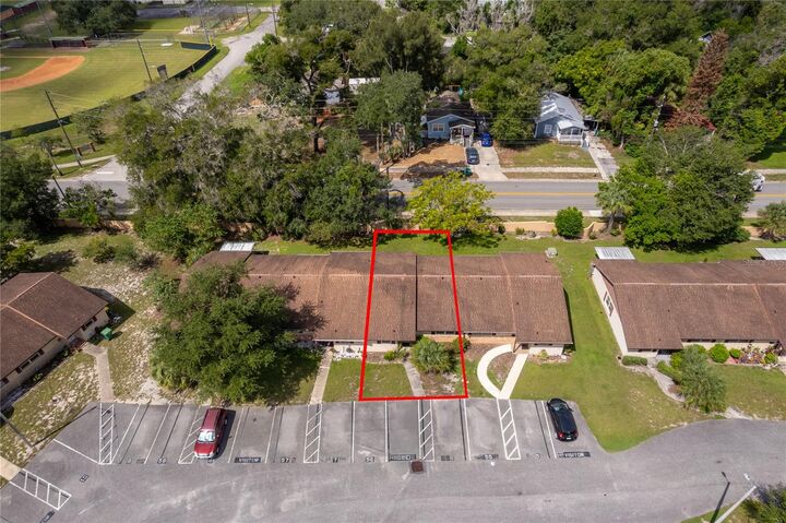 Property Photo:  6 Villa Villar Court 60  FL 32724 