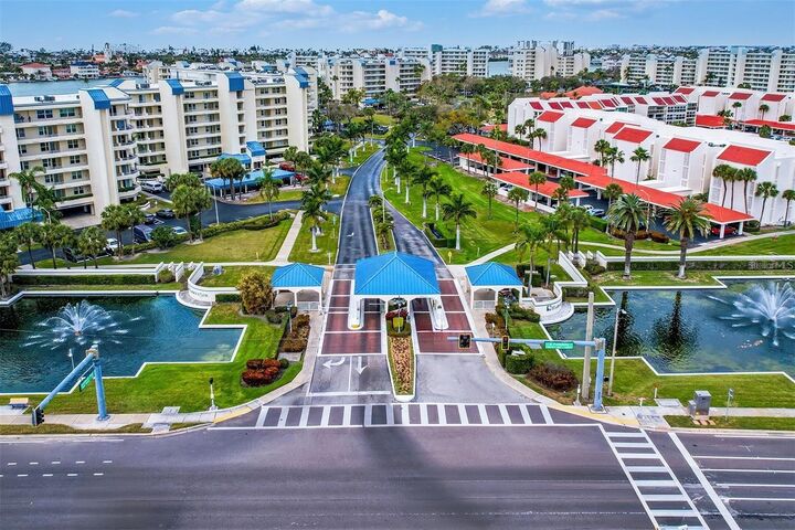 Property Photo: 7912 Sailboat Key Boulevard S 201 FL 33707