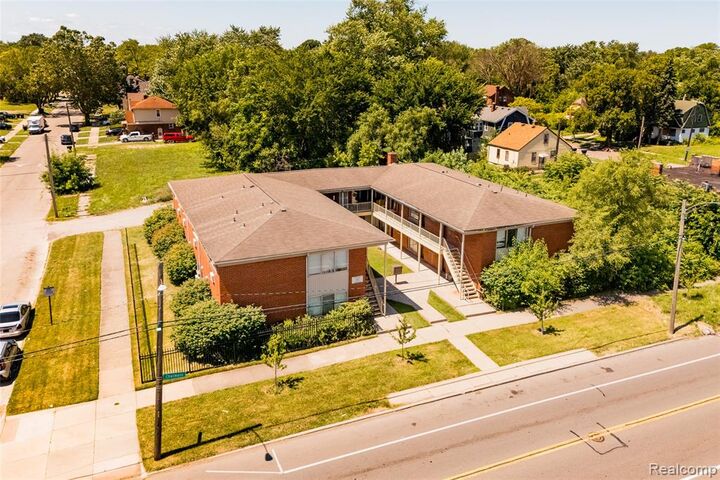 Property Photo: 9455 Chalmers Street MI 48213 1998