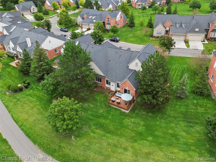 Property Photo: 47885 Vistas Circle Drive 70 MI 48188 1487