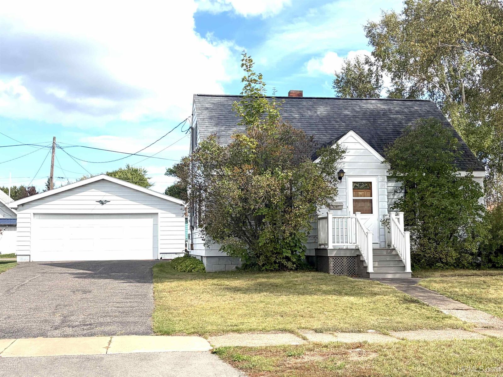 Property Photo: 1836 Prairie Avenue MI 49849-1044