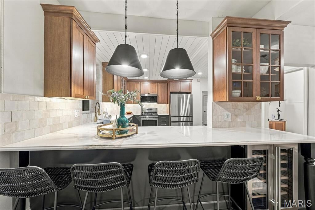 Property Photo: 4021 Shaw Boulevard MO 63110