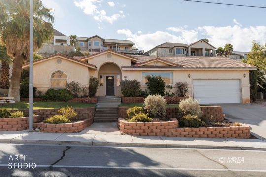 Property Photo:  640 Hillside  NV 89027 