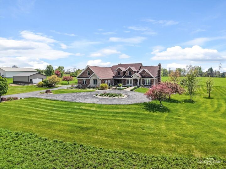Property Photo: 1502 Cherry Road IL 60543