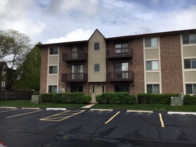 Property Photo: 1495 Georgia Court 102 IL 60540