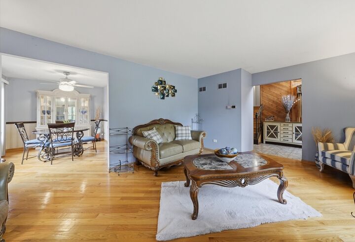 Property Photo: 17958 State Line Avenue IL 60438