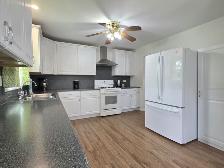 Property Photo:  2814 Hawkshead Drive  IL 60451 