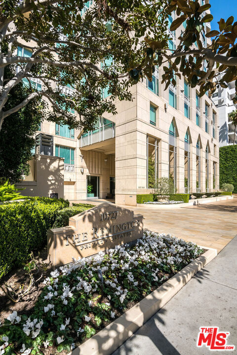 Property Photo: 10727 Wilshire Boulevard 502 CA 90024