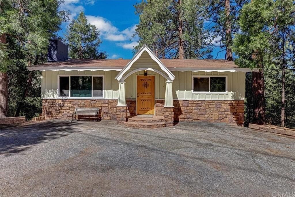 Property Photo: 26127 Saunders Meadow Road CA 92549