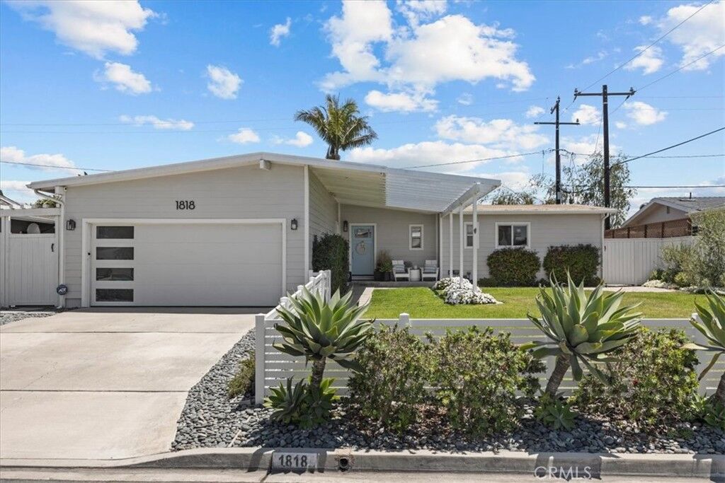 Property Photo:  1818 Beryl  CA 92660 