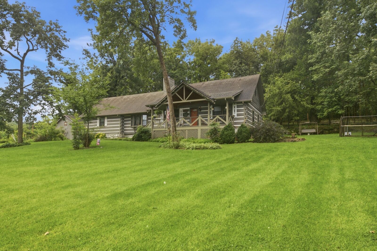 Property Photo: 2708 York Rd TN 37135