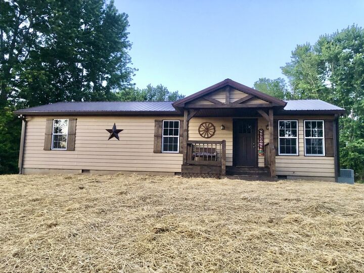 Property Photo: 292 Harmony Rd TN 38562