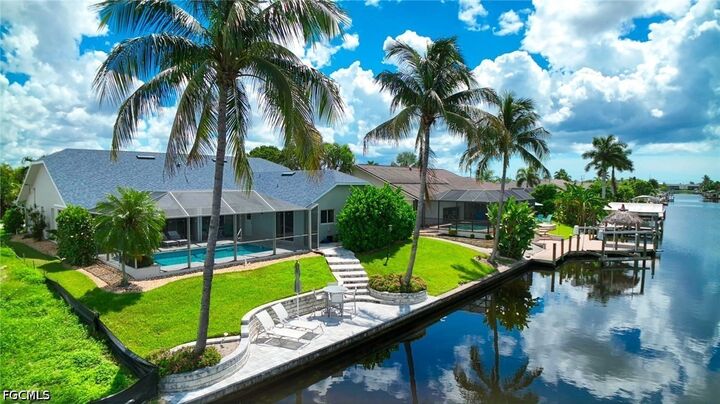 Property Photo: 4404 SW 5th Avenue FL 33914