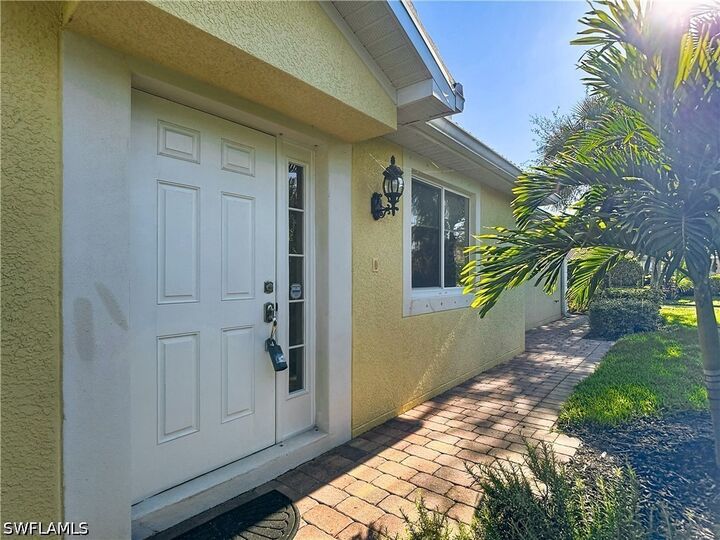 Property Photo:  8677 Erice Court  FL 34114 