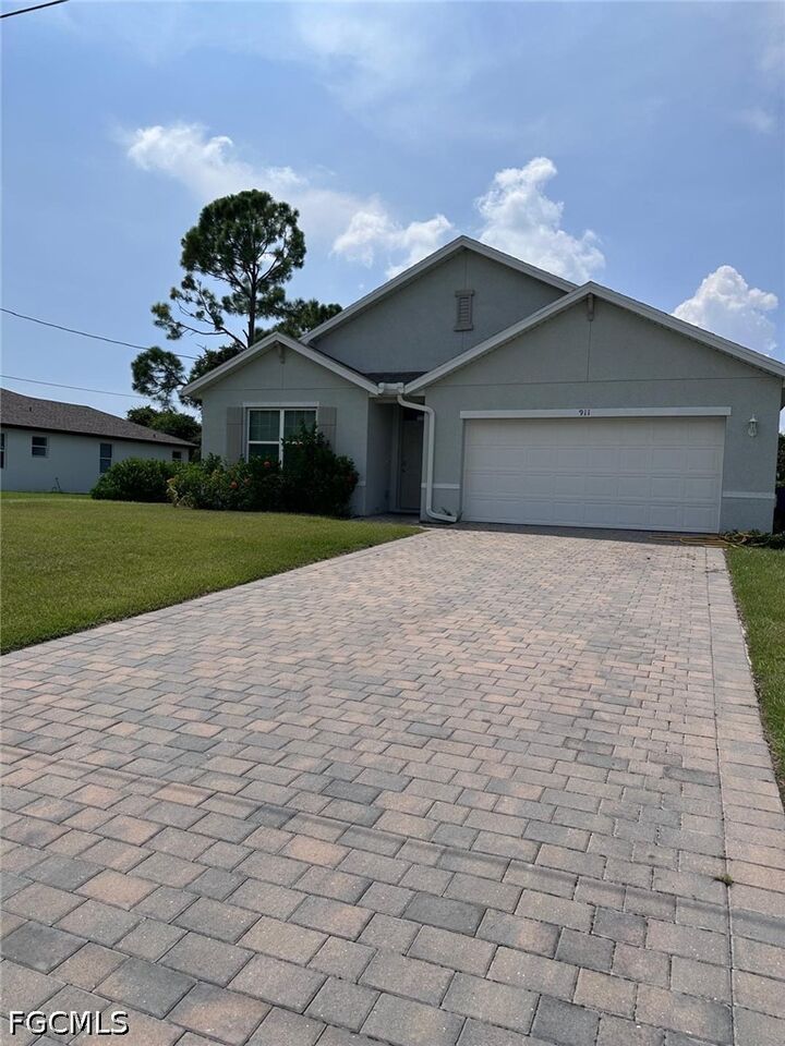 Property Photo: 911 Unice Avenue N FL 33971