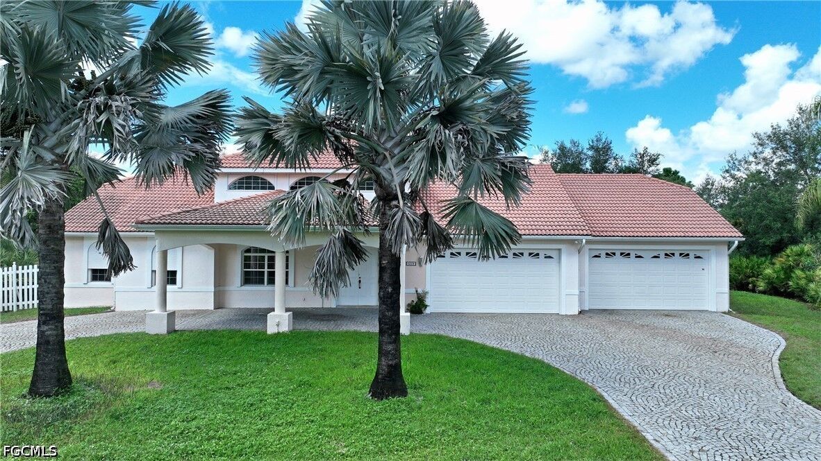 Property Photo: 509 Desoto Avenue FL 33972