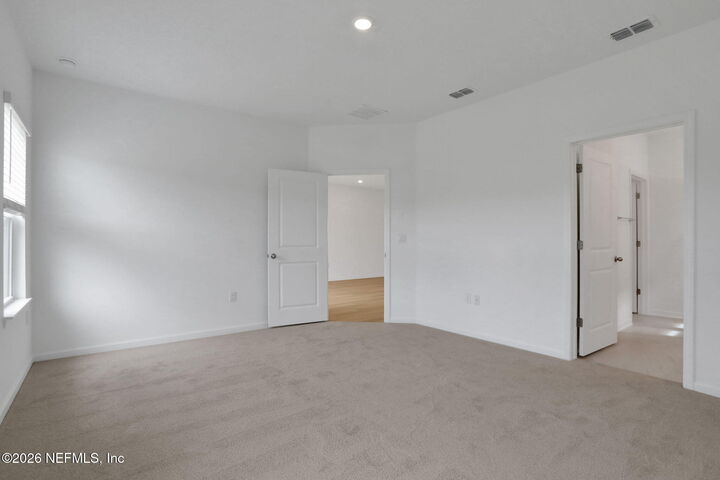 Property Photo: 143 Chestnut Grove Road FL 32092
