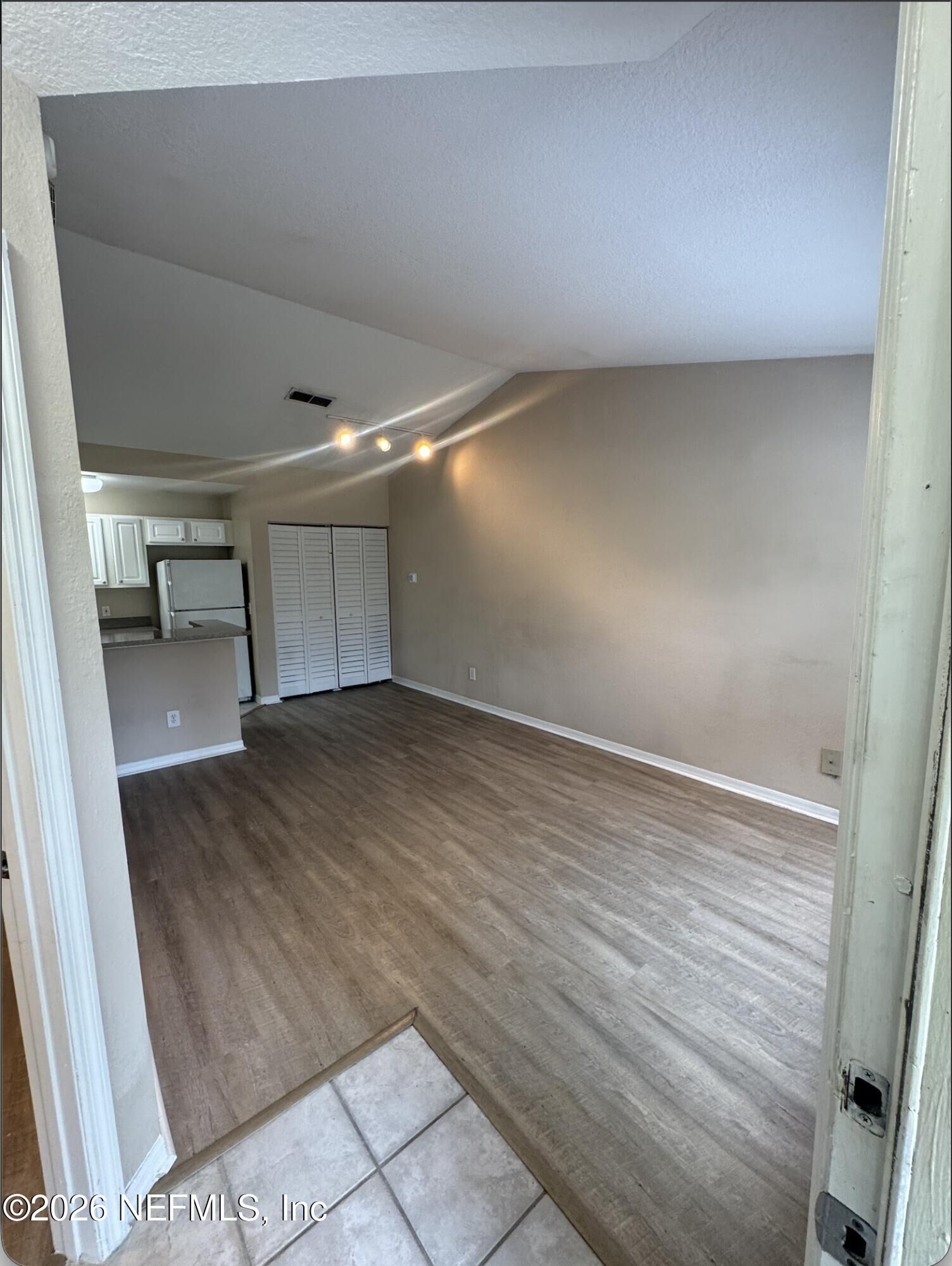 Property Photo: 13703 Richmond Park Drive N 3310 FL 32224