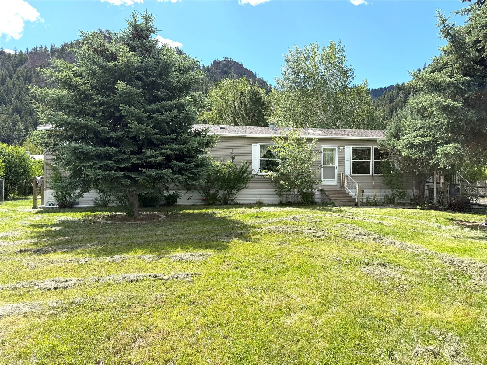 Property Photo: 29 River Drive MT 59421