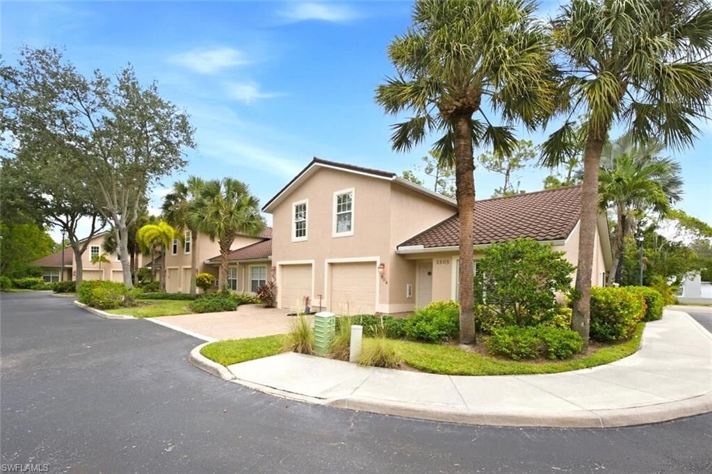 Property Photo:  3505 Avion Woods Ct 904  FL 34104 