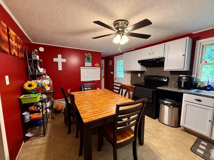 Property Photo:  549 Union Road  NH 03220 