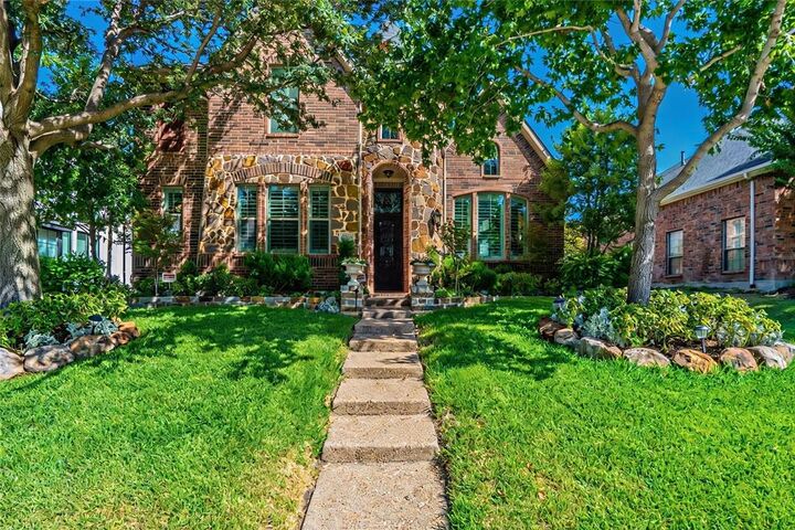 Property Photo: 2336 Kittyhawk Drive TX 75033