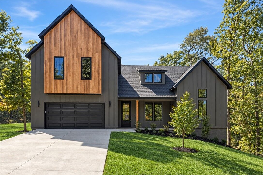 Property Photo: 1 Lockton Drive AR 72714