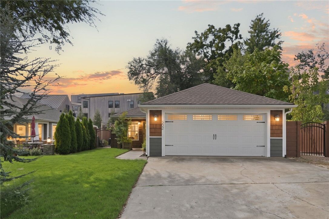 Property Photo: 502 SE Henry Street AR 72712