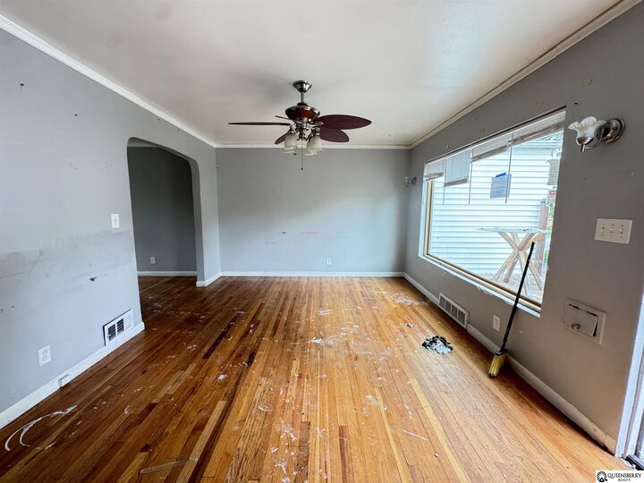 Property Photo:  6530 N 35th Street  NE 68112 