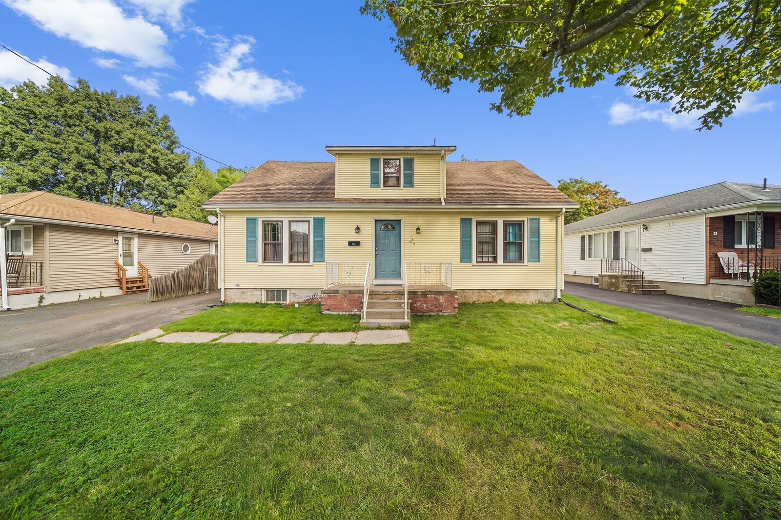 Property Photo:  57 Ruskin St  MA 01020 