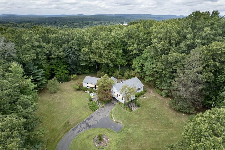 Property Photo:  134 Maplewood Terrace  MA 01060 