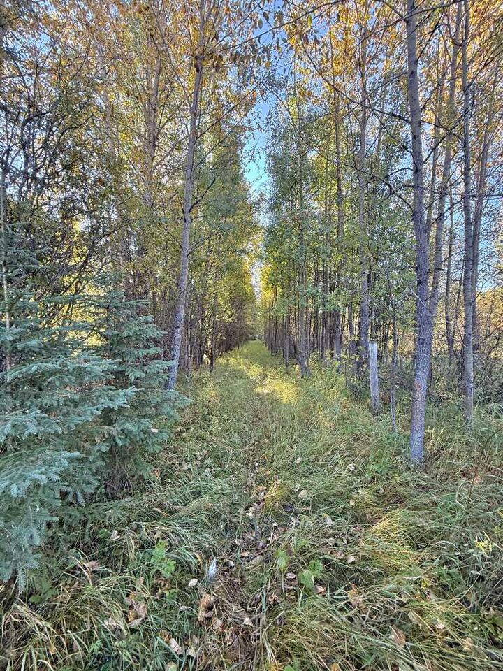 Property Photo:  18509 Twp Rd 521A  AB T0E 1X0 