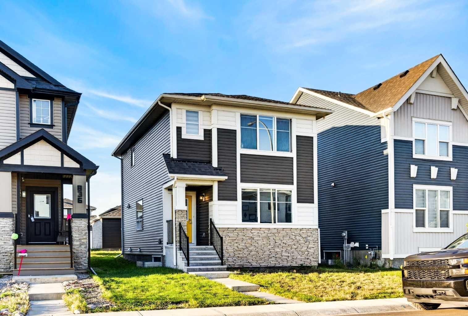 Property Photo:  840 Midtown Drive SW  AB T4B 5K9 