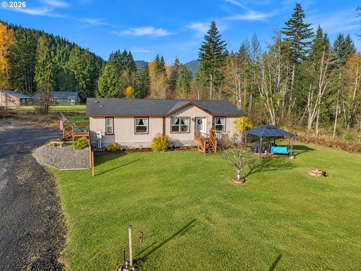 Property Photo: 252 Blackledge Rd WA 98610