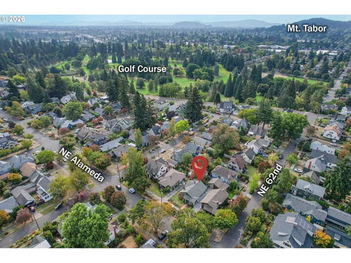 Property Photo: 6214 NE Alameda St OR 97213