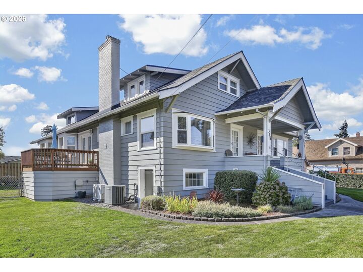 Property Photo: 335 N 6th St OR 97051