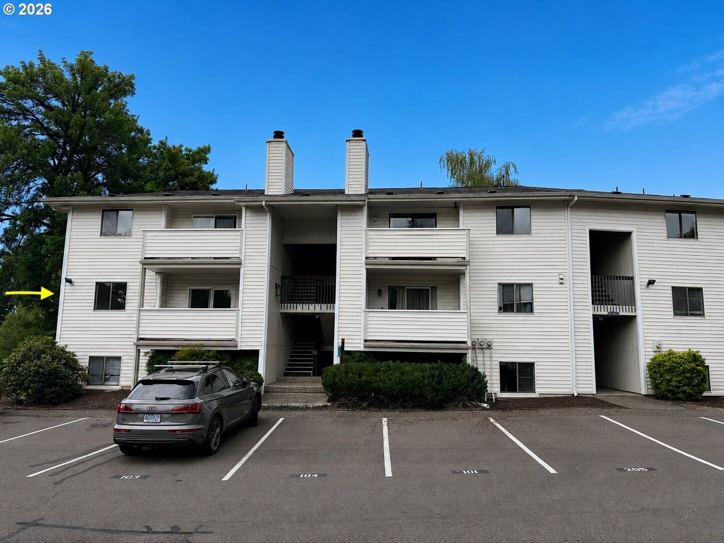 Property Photo:  11040 SW Greenburg Rd 206  OR 97223 