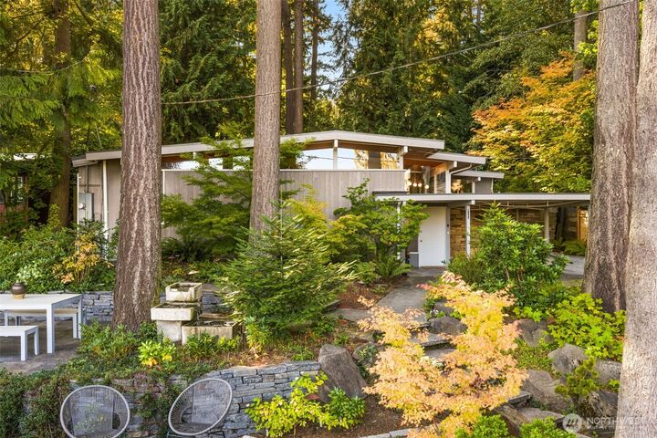 Property Photo:  13347  12th Avenue NE  WA 98125 