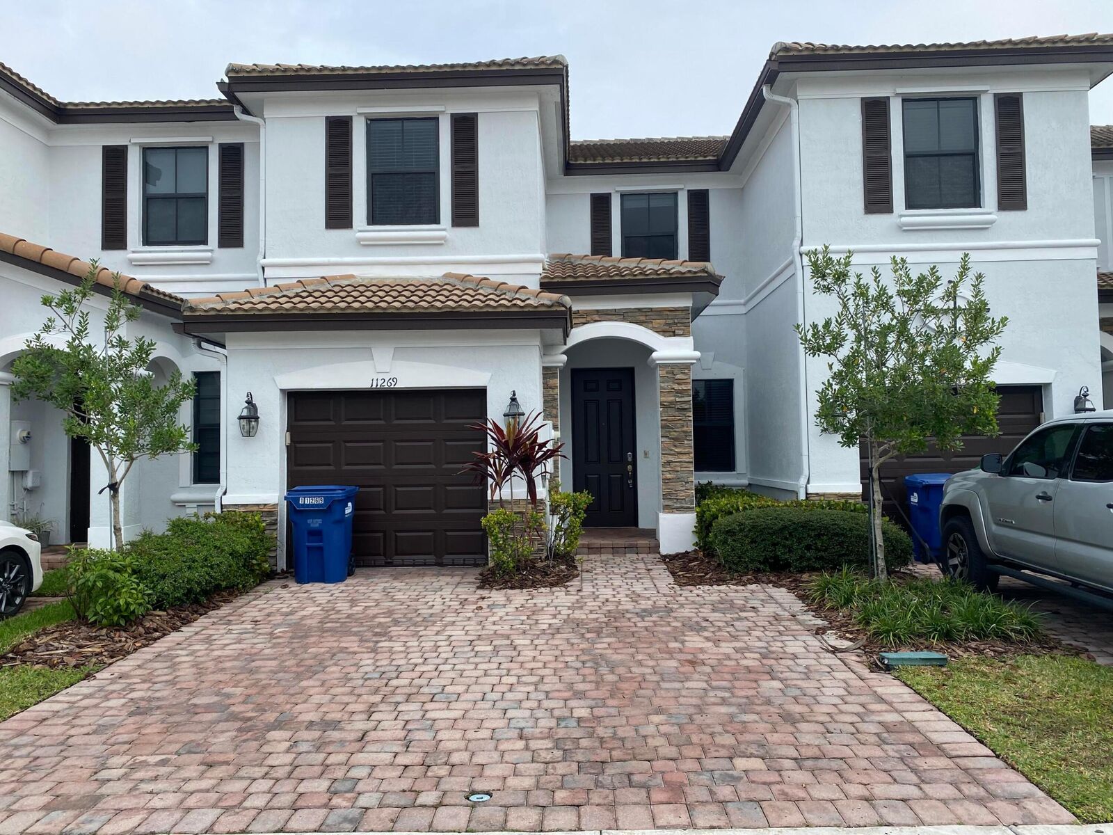Property Photo:  11269 NW 88th Street  FL 33178 