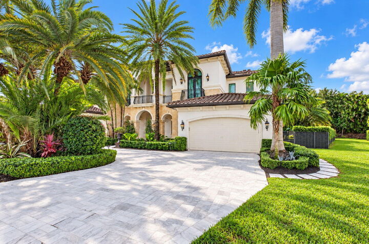 Property Photo:  16876 Crown Bridge Drive  FL 33446 